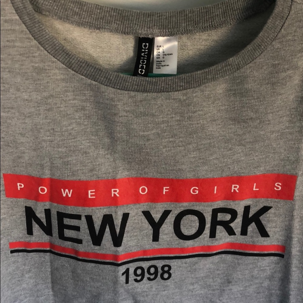 Top - Picture 2 of 2